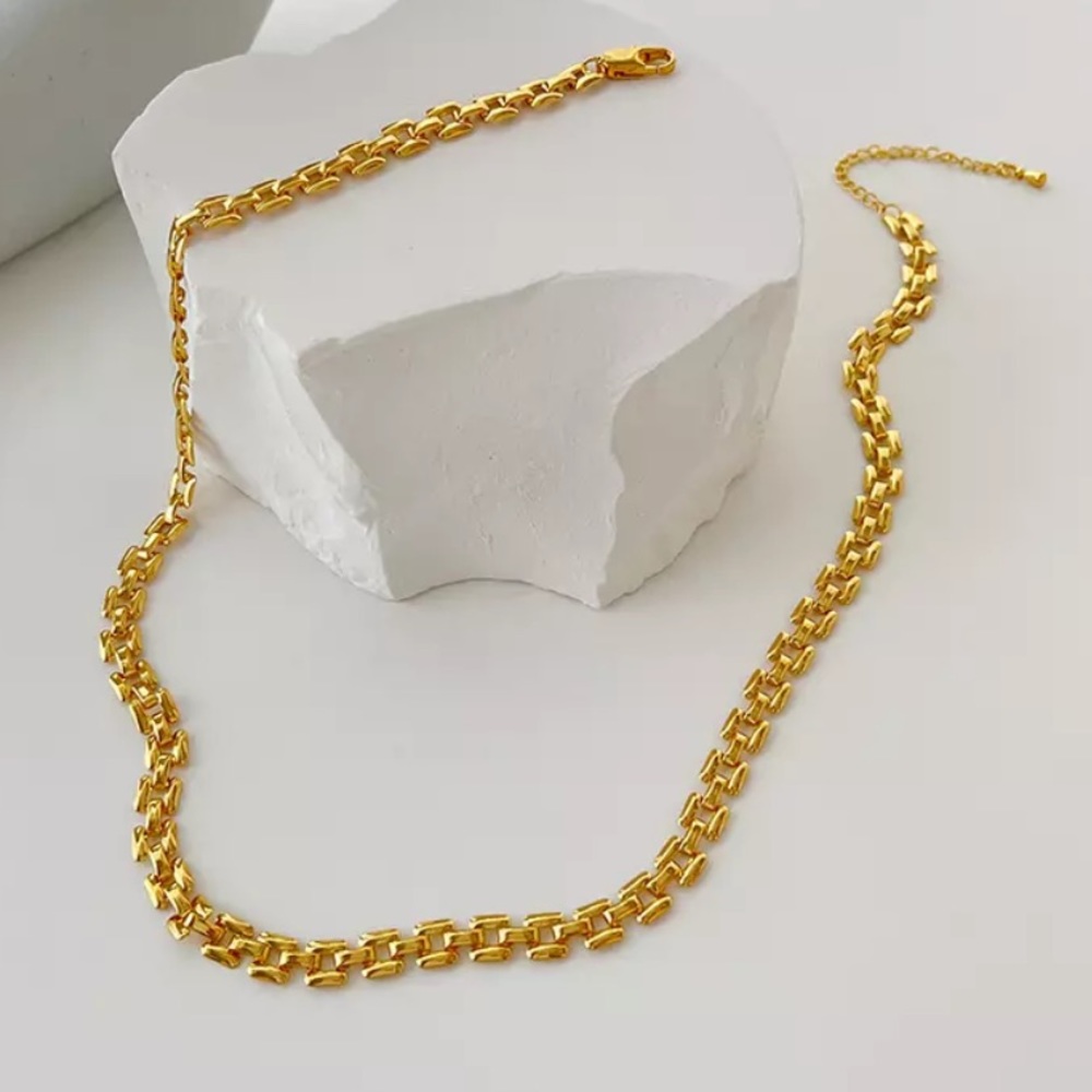 GP Square Chain Necklace - Picture 2 of 3